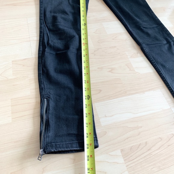 Levi’s Women Demi Curve Low Rise Skinny Jeans - Picture 10 of 11